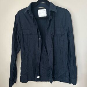 Banana Republic Men's Navy Casual Button Down Shirt